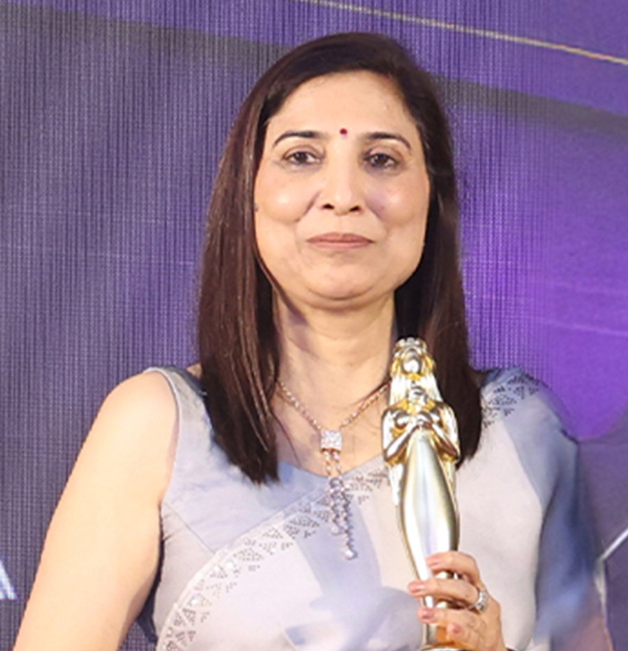 Dr. Vineeta Luthra Sood